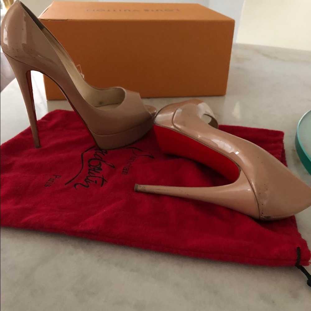 Christian Louboutin 👠👠